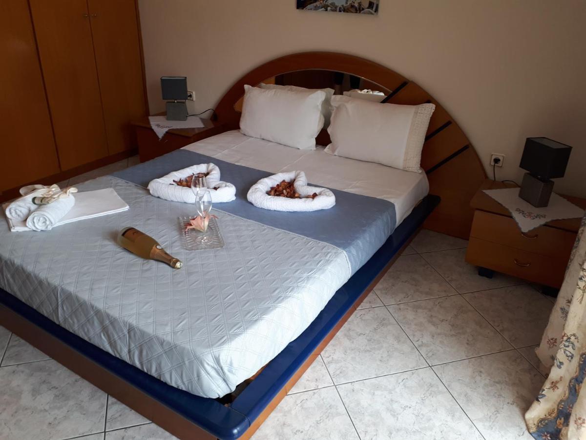 Popi 'S Home Skala Sotiros Luaran gambar