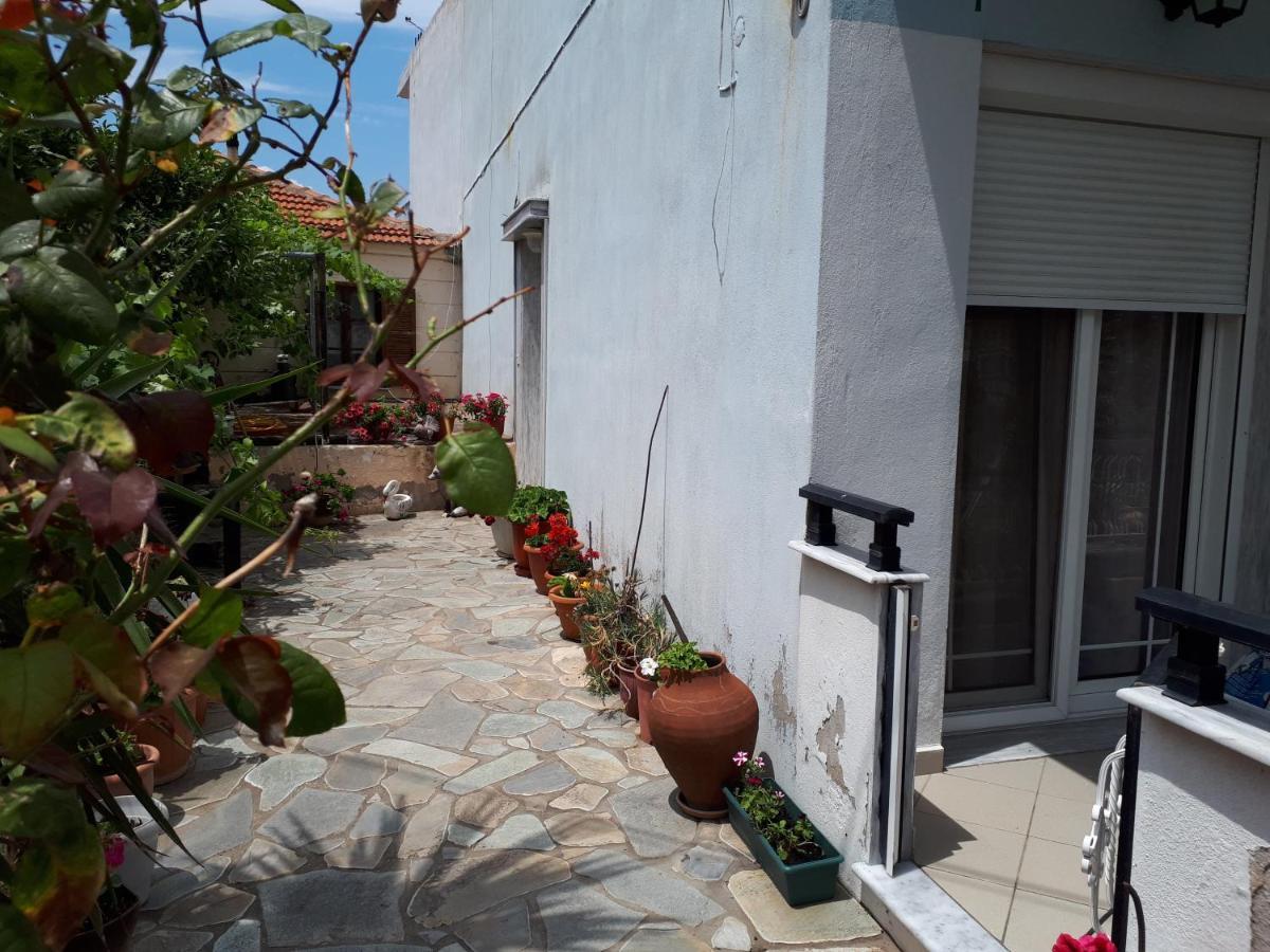 Popi 'S Home Skala Sotiros Luaran gambar