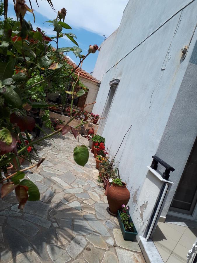 Popi 'S Home Skala Sotiros Luaran gambar